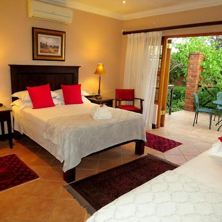Camelia Guest House Bloemfontein Exteriör bild