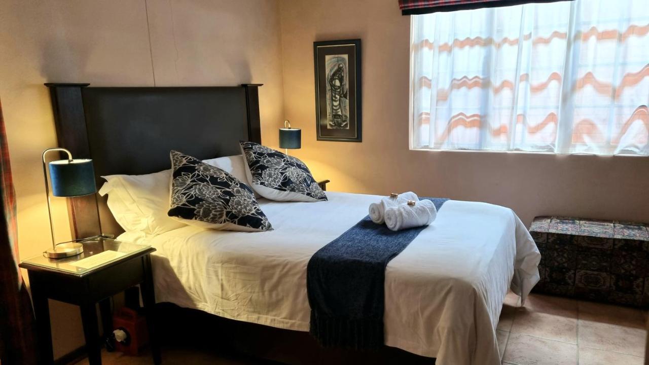 Camelia Guest House Bloemfontein Exteriör bild