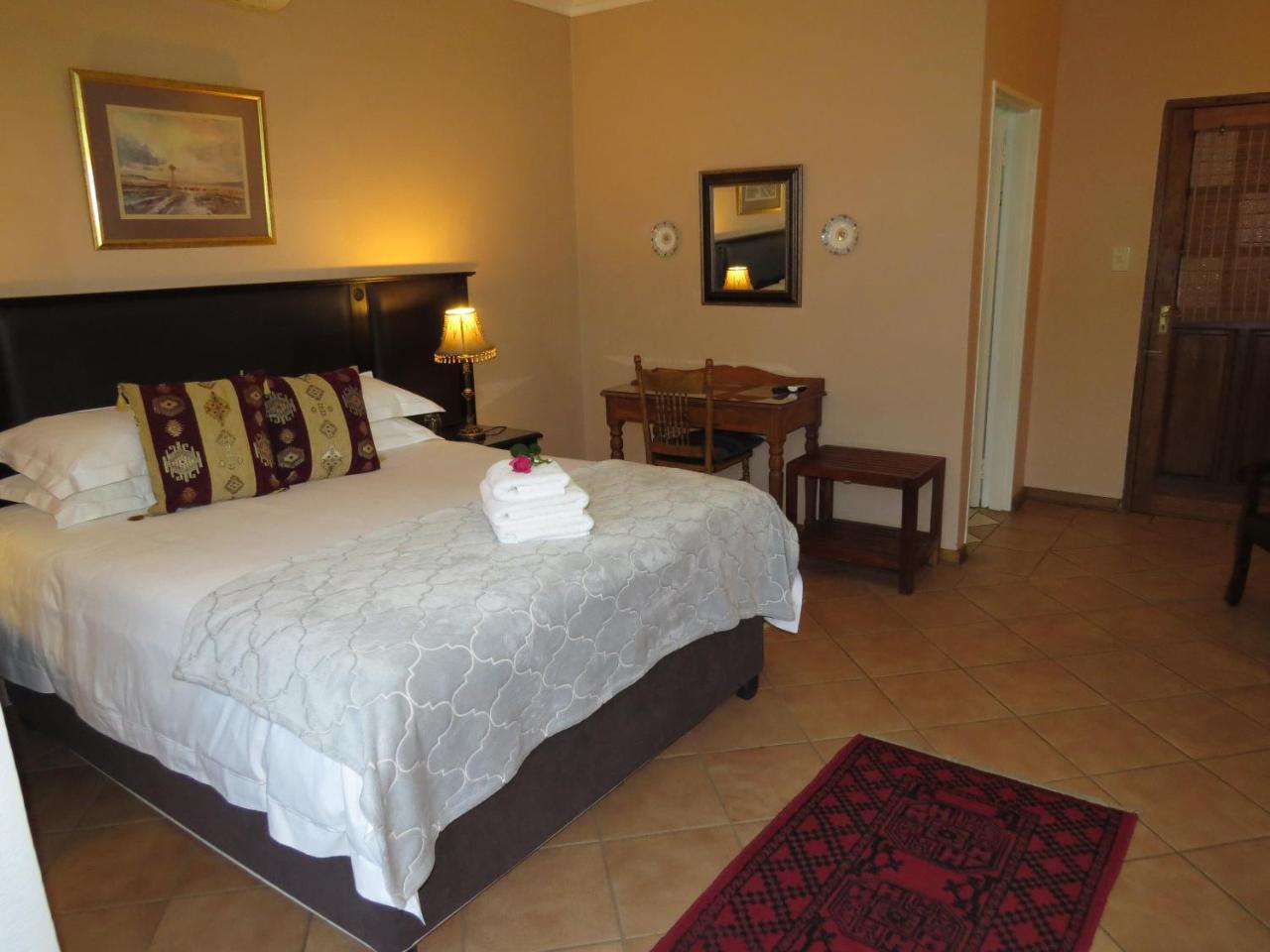 Camelia Guest House Bloemfontein Exteriör bild